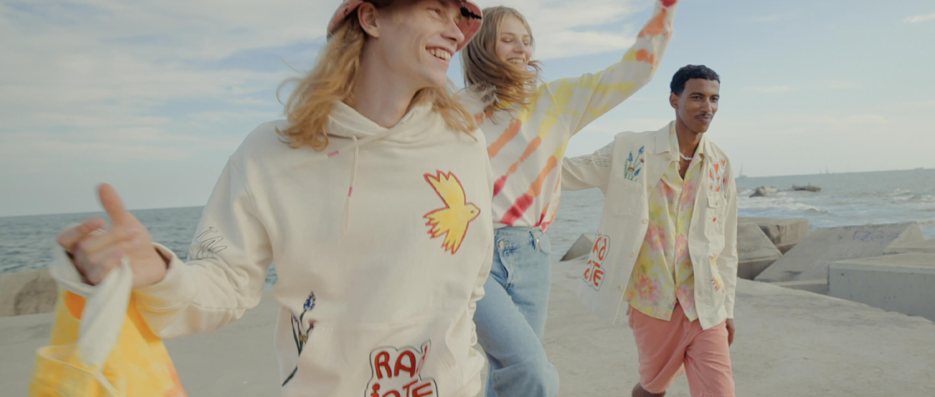 Првомајска промоција во Fashion Group за продолжен викенд со стил!