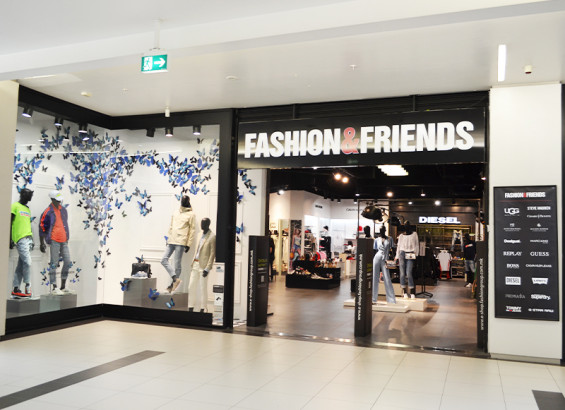 FASHION & FRIENDS  City Mall