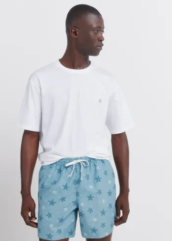 КОСТИМ ЗА КАПЕЊЕ 