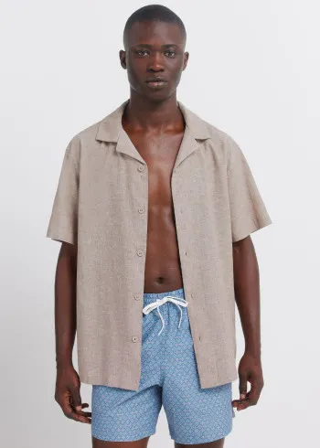 КОСТИМ ЗА КАПЕЊЕ 