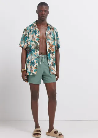 КОСТИМ ЗА КАПЕЊЕ 