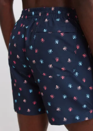 КОСТИМ ЗА КАПЕЊЕ 