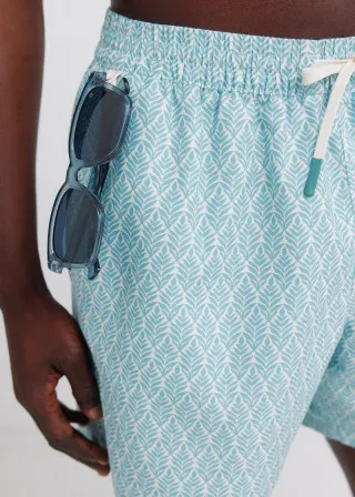 КОСТИМ ЗА КАПЕЊЕ 