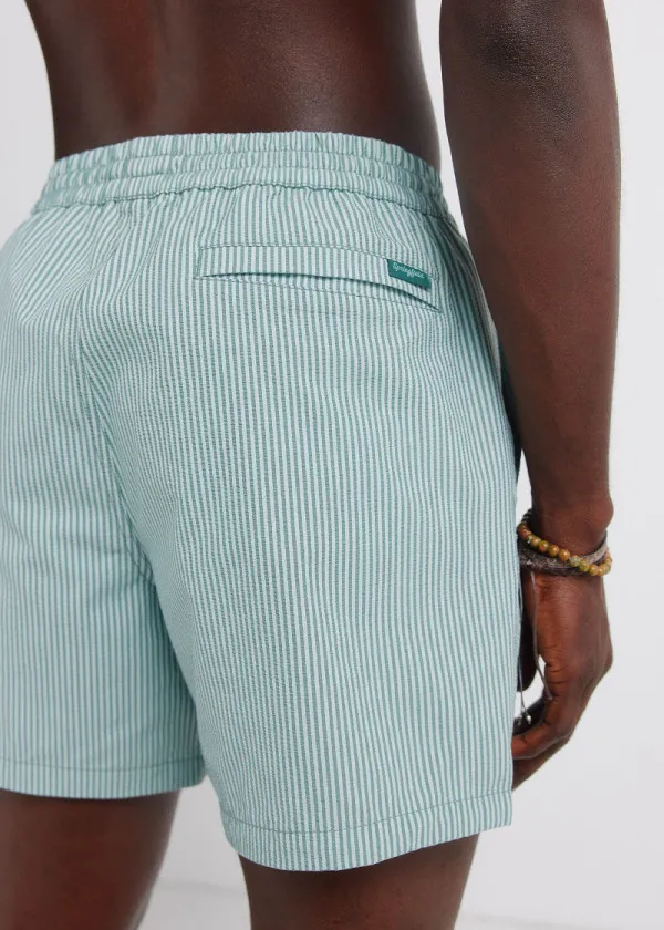 КОСТИМ ЗА КАПЕЊЕ 