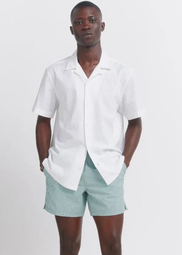 КОСТИМ ЗА КАПЕЊЕ 