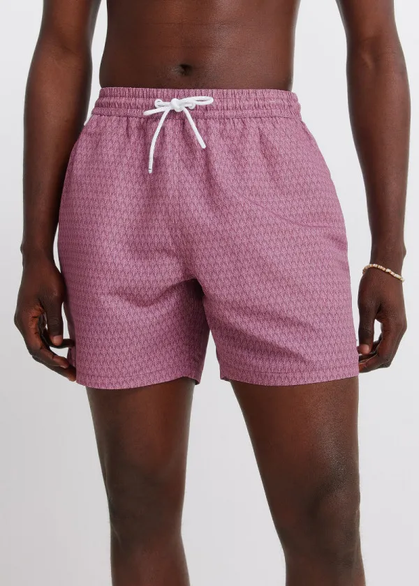 КОСТИМ ЗА КАПЕЊЕ 