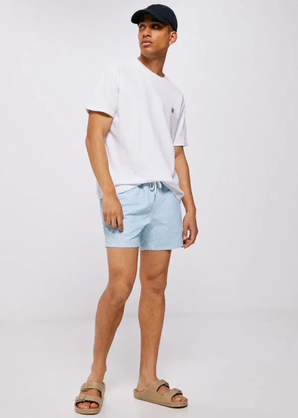 КОСТИМ ЗА КАПЕЊЕ 