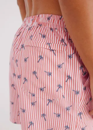 КОСТИМ ЗА КАПЕЊЕ 