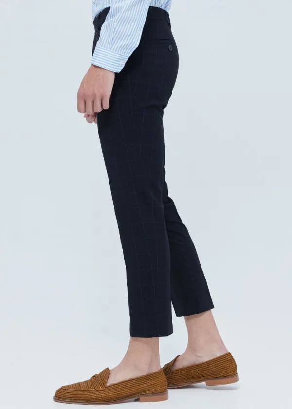 ОДЕЛО (ПАНТАЛОНИ) 