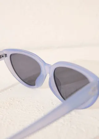 ОЧИЛА ЗА СОНЦЕ 