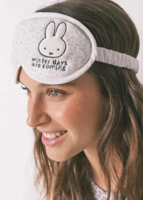 МАСКА ЗА СПИЕЊЕ 