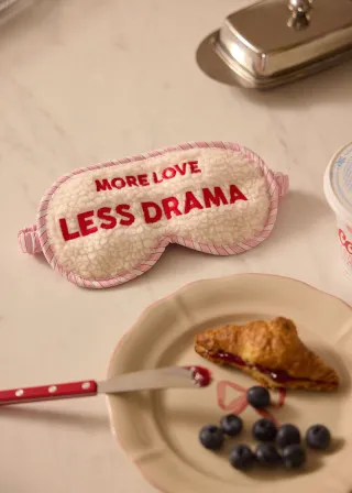 МАСКА ЗА СПИЕЊЕ 