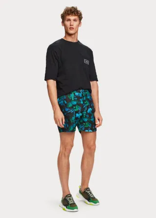 КОСТИМ ЗА КАПЕЊЕ 