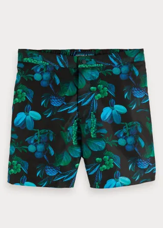 КОСТИМ ЗА КАПЕЊЕ 