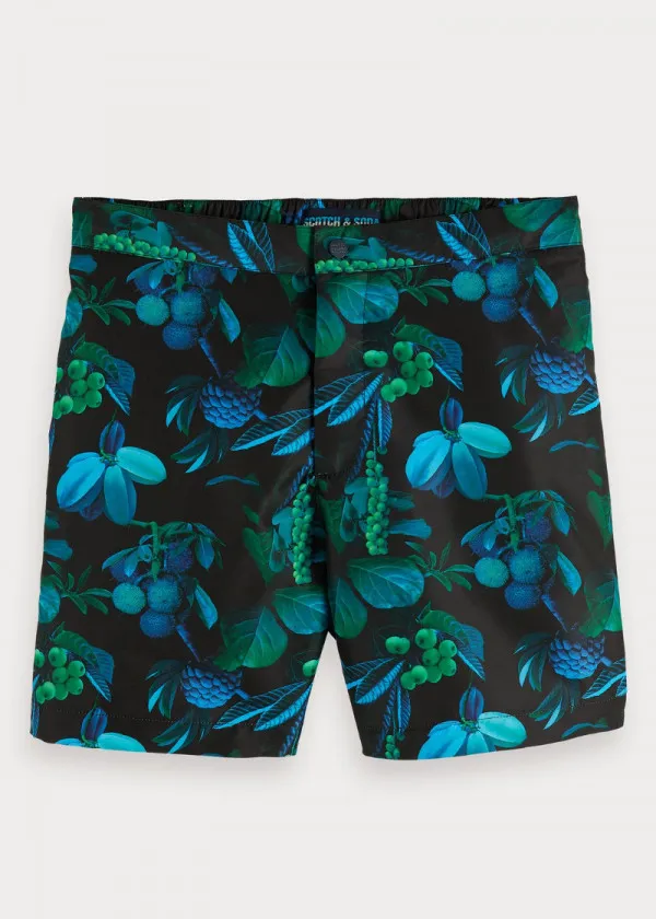 КОСТИМ ЗА КАПЕЊЕ 