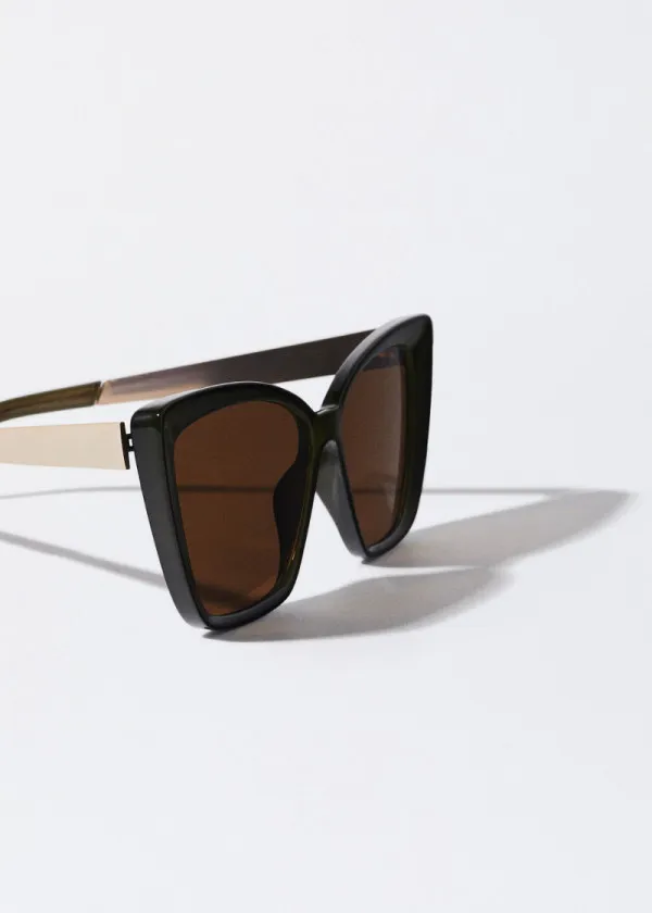 ОЧИЛА ЗА СОНЦЕ 