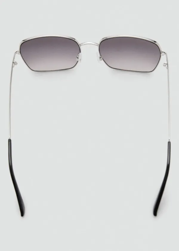 ОЧИЛА ЗА СОНЦЕ 