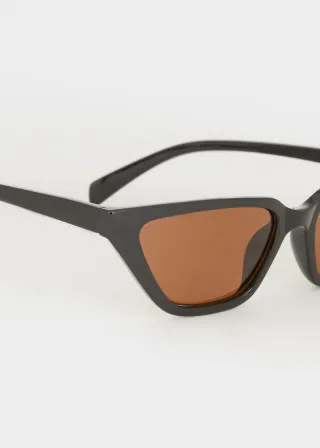 ОЧИЛА ЗА СОНЦЕ 