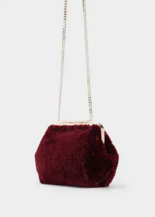 СВЕЧЕНА ЧАНТА 