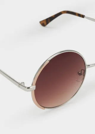 ОЧИЛА ЗА СОНЦЕ 