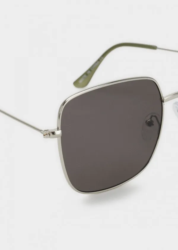 ОЧИЛА ЗА СОНЦЕ 