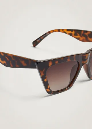 ОЧИЛА ЗА СОНЦЕ 