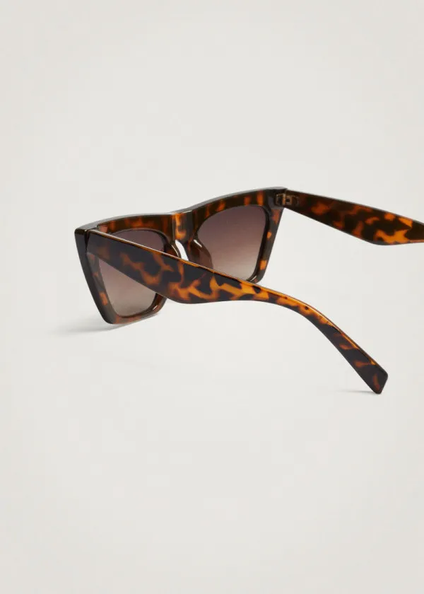 ОЧИЛА ЗА СОНЦЕ 