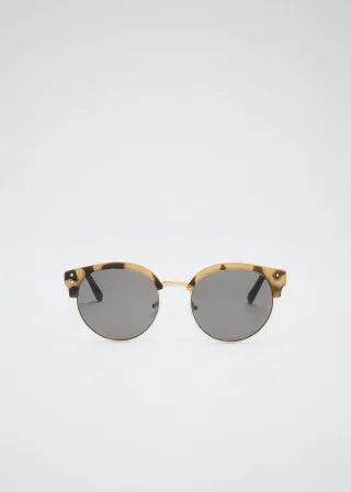 ОЧИЛА ЗА СОНЦЕ 