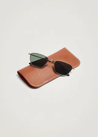 ОЧИЛА ЗА СОНЦЕ 