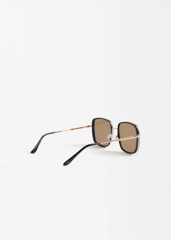 ОЧИЛА ЗА СОНЦЕ 