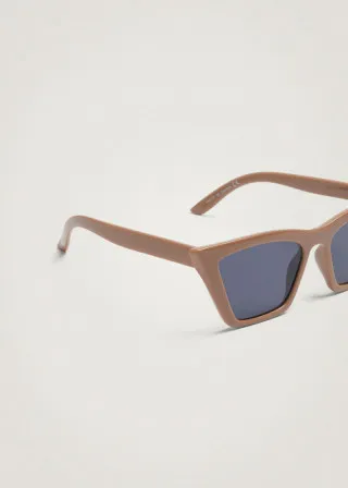 ОЧИЛА ЗА СОНЦЕ 