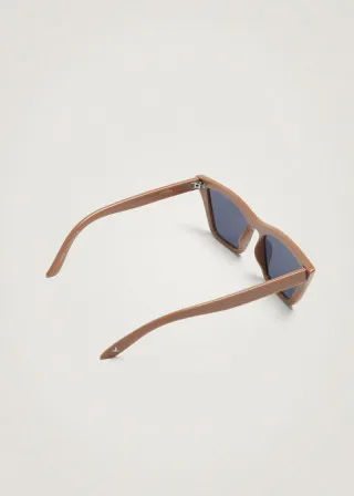 ОЧИЛА ЗА СОНЦЕ 