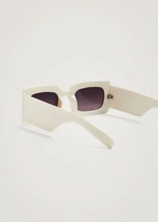 ОЧИЛА ЗА СОНЦЕ 