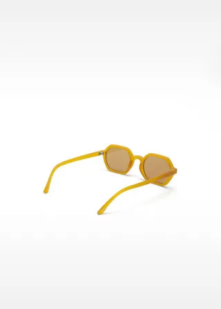 ОЧИЛА ЗА СОНЦЕ 