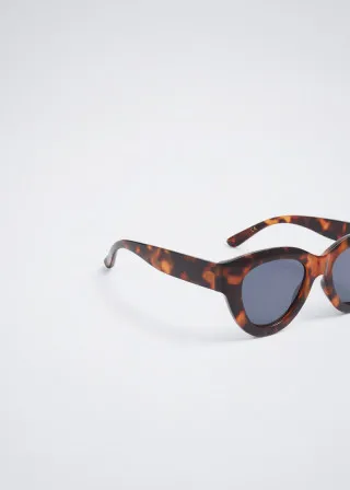 ОЧИЛА ЗА СОНЦЕ 