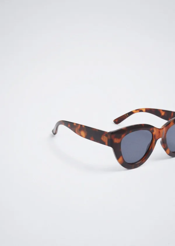 ОЧИЛА ЗА СОНЦЕ 