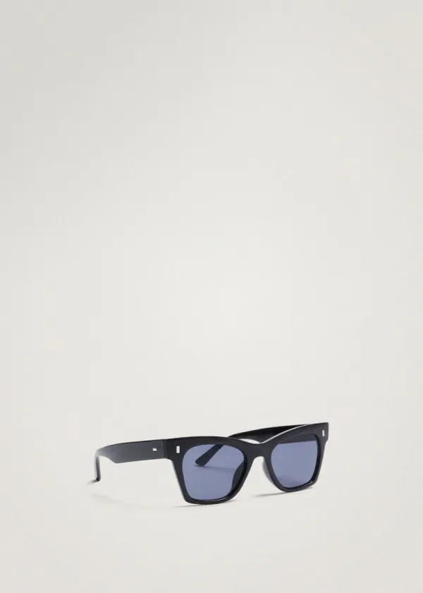 ОЧИЛА ЗА СОНЦЕ 