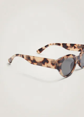 ОЧИЛА ЗА СОНЦЕ 