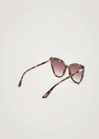 ОЧИЛА ЗА СОНЦЕ 