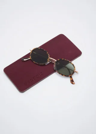 ОЧИЛА ЗА СОНЦЕ 