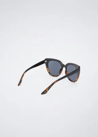 ОЧИЛА ЗА СОНЦЕ 