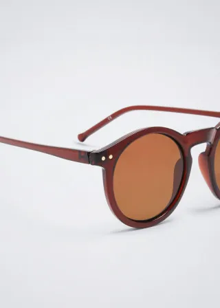 ОЧИЛА ЗА СОНЦЕ 