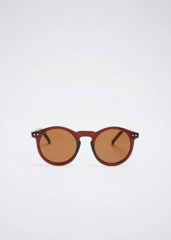 ОЧИЛА ЗА СОНЦЕ 