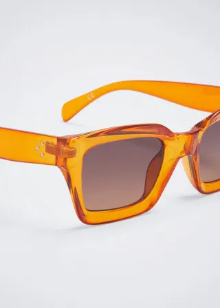 ОЧИЛА ЗА СОНЦЕ 