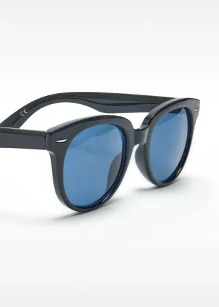 ОЧИЛА ЗА СОНЦЕ 