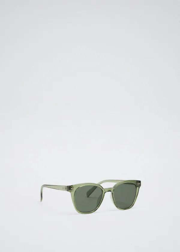 ОЧИЛА ЗА СОНЦЕ 