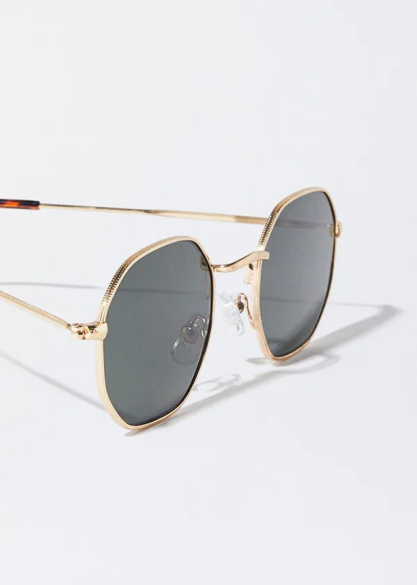 ОЧИЛА ЗА СОНЦЕ 