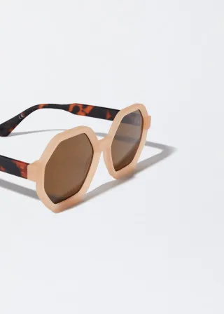 ОЧИЛА ЗА СОНЦЕ 