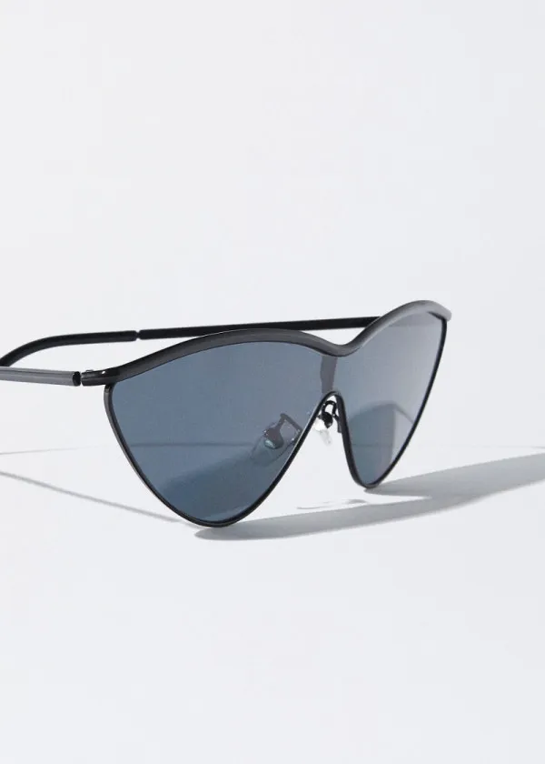 ОЧИЛА ЗА СОНЦЕ 