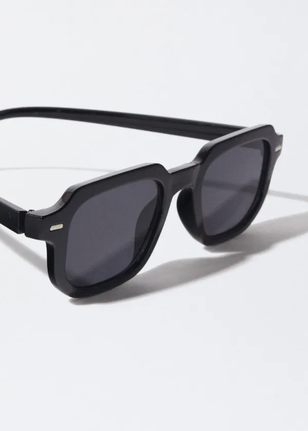 ОЧИЛА ЗА СОНЦЕ 